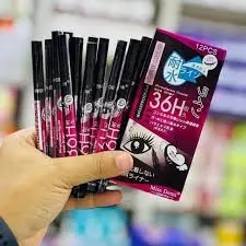 ميس ديمي اي لاينر اسود مقاوم للماء